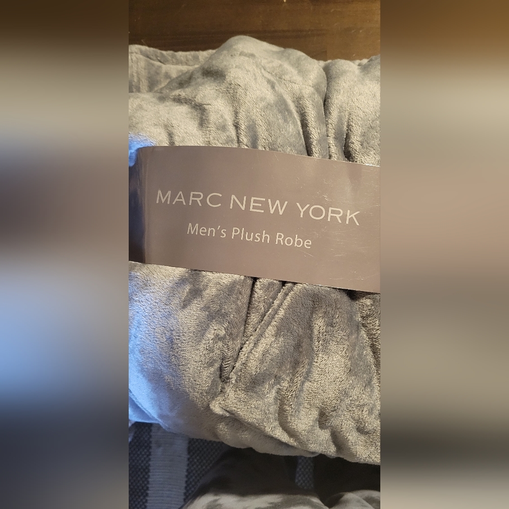NWT XXL mens robe